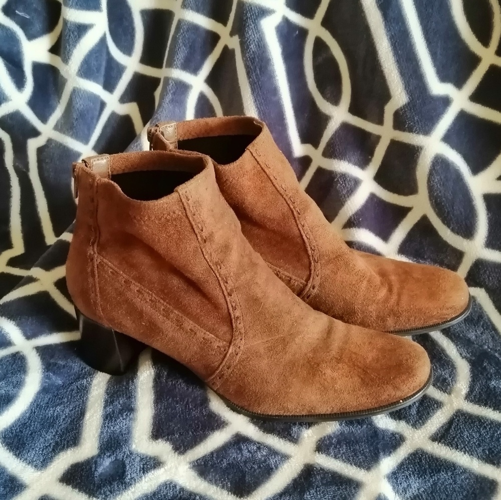Franco Sarto Suede boots size 7.5M